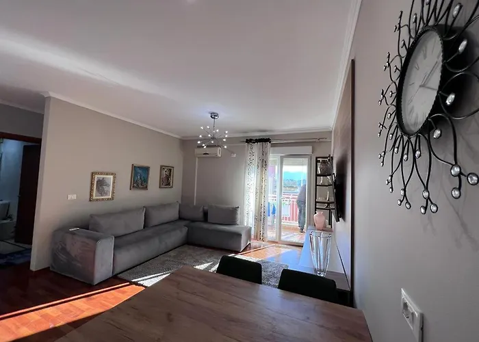 Kalpazo Bloom * Tirana