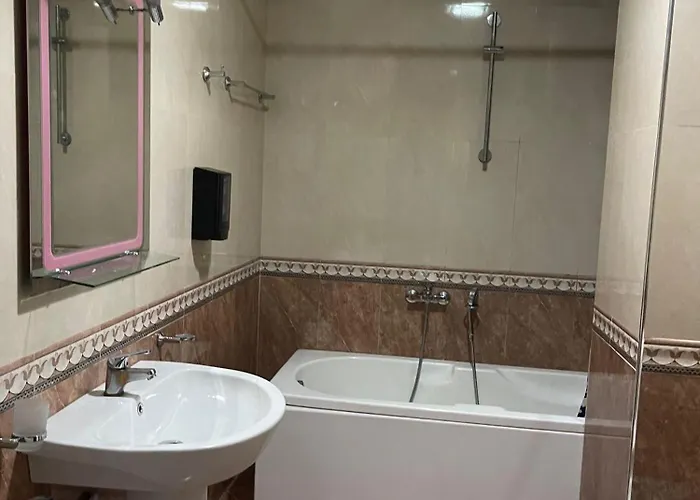 Kalpazo Bloom * Tirana