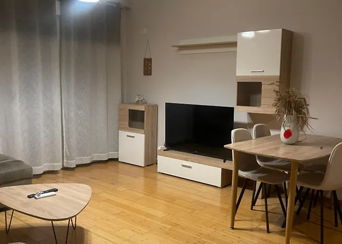 Kalpazo Bloom Τίρανα